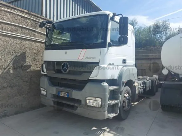 2#9656 Camion Mercedes Axor 2543