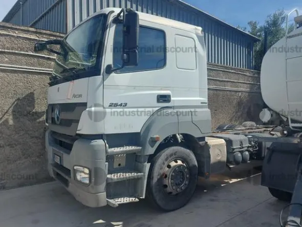 2#9656 Camion Mercedes Axor 2543