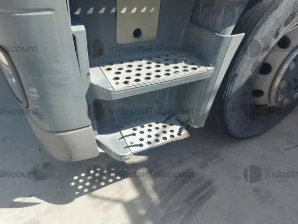 2#9656 Camion Mercedes Axor 2543