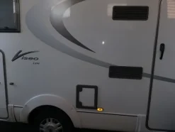 19#5884 Camper Burstner