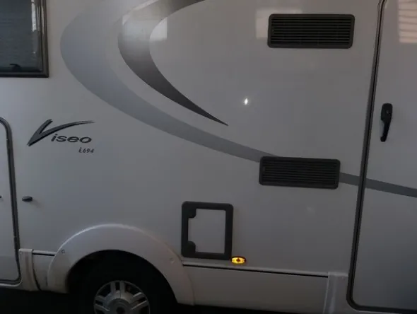 19#5379 Camper Burstner