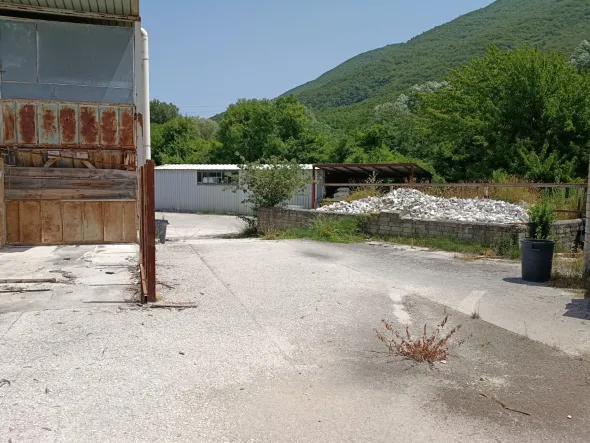 CAPANNONE AD USO INDUSTRIALE E ARTIGIANALE