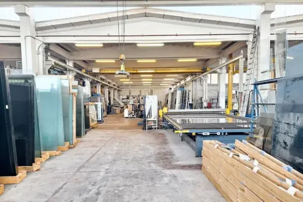 #23902 Capannone artigianale con uffici e residenza