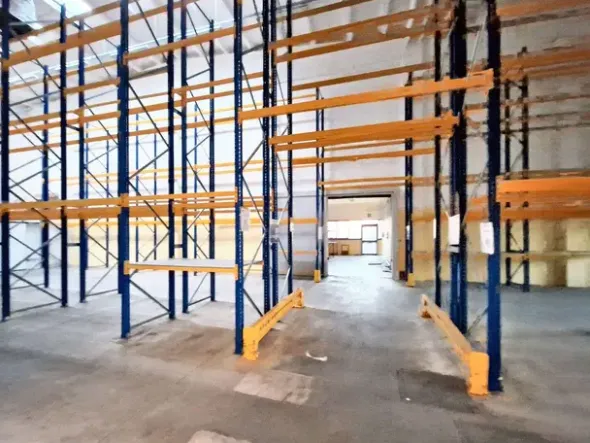 #23073 Capannone commerciale con uffici abitazione e ampia area pertinenziale