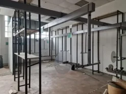 #2536393 Capannone commerciale per molteplici servizi