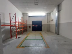 #2639020 Capannone con uffici e ampio piazzale