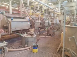 #11193 Capannone con uffici, oltre a cava e terreni agricoli