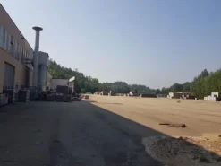 #11193 Capannone con uffici, oltre a cava e terreni agricoli
