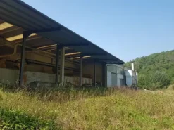#11193 Capannone con uffici, oltre a cava e terreni agricoli