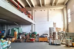 #2639050 Capannone e corte (sub 21) in zona artigianale