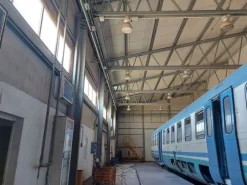 #8064 Capannone industriale con area esterna
