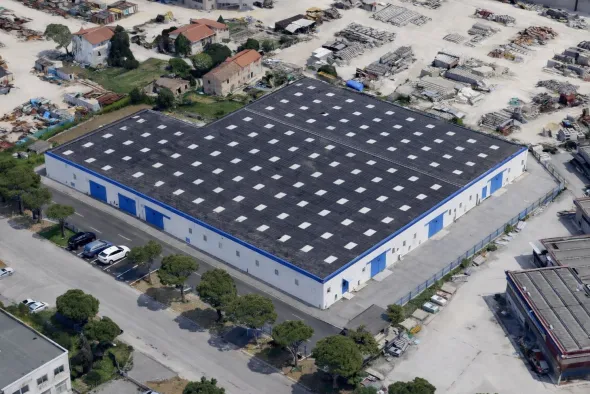Capannone industriale 815mq in vendita – PU