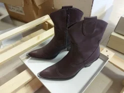 2#7749 Capi di abbigliamento e accessori