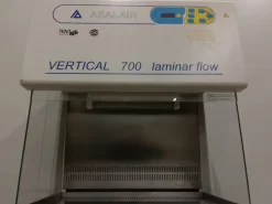 CAPPA A FLUSSO LAMINARE VERTICALE (COD. LAB-CAP-31)