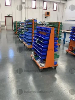 2#9552 Carrelli arancio portautensili su ruote