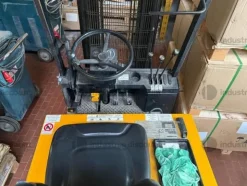 9#9009 Carrelli elevatori