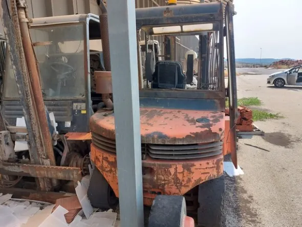 1#7884 Carrelli elevatori Lugli 405 E