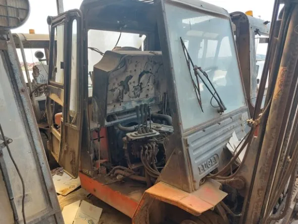 1#7884 Carrelli elevatori Lugli 405 E