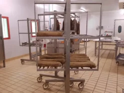 2#4631 Carrelli porta salumi