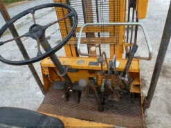 Carrello elevatore a gas OM BM10