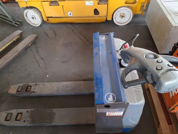 42#8350 CARRELLO ELEVATORE ARMANNI TPE SL SMART