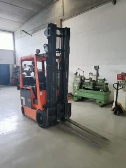 23#7737 Carrello elevatore Carer Z25CB