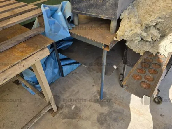 4#10272 Carrello elevatore Cesab attrezzature varie