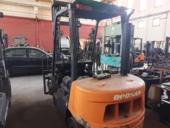 16#7773 Carrello elevatore Doosan