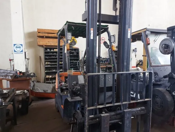 16#7773 Carrello elevatore Doosan