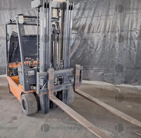 35#10019 Carrello elevatore Doosan