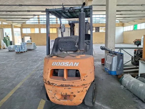 39#8350 CARRELLO ELEVATORE Doosn 25 Pro 5