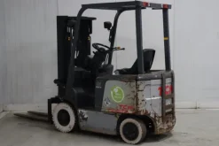 CARRELLO ELEVATORE ELETTRICO