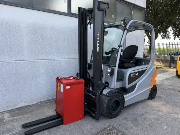Carrello elevatore elettrico 4 ruote Still RX 60-35