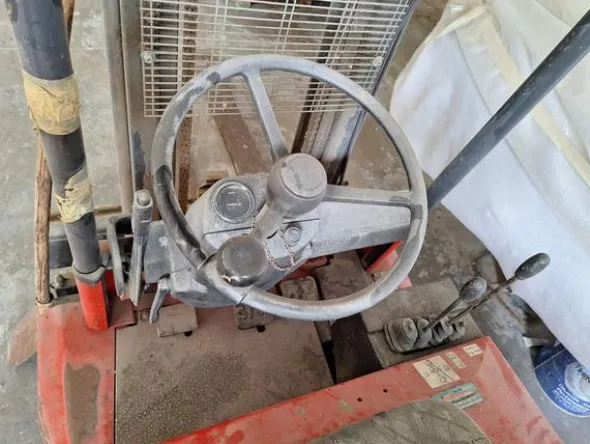 2#8760 Carrello elevatore Linde