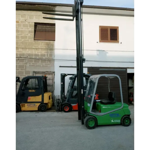 CARRELLO ELEVATORE ( MULETTO ) CESAB BLITZ SERIE 418