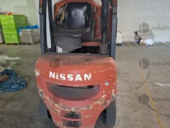 12#9825 Carrello elevatore Nissan