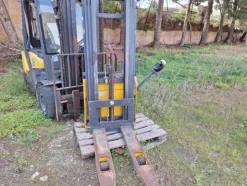 12#8439 Carrello elevatore Om