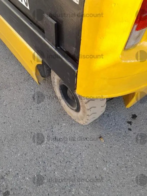 4#9140 Carrello elevatore OM E25 AC