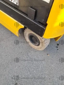 4#9140 Carrello elevatore OM E25 AC