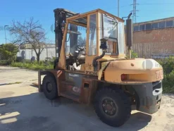 7#10019 Carrello Elevatore TCM 70