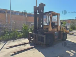 7#10019 Carrello Elevatore TCM 70