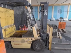 23#10019 Carrello elevatore TCM