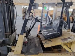 23#10019 Carrello elevatore TCM