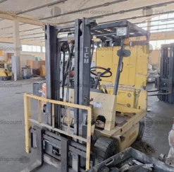 23#10019 Carrello elevatore TCM
