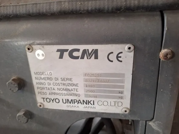 41#8350 CARRELLO ELEVATORETCM FD