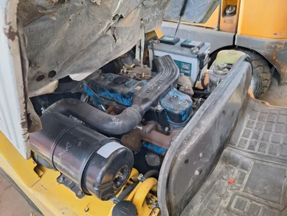4#8350 CARRELLO ELEVATORE TCM FHD20Z3T