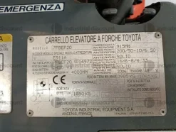 3#9299 Carrello elevatore TOYOTA 7FBEF20