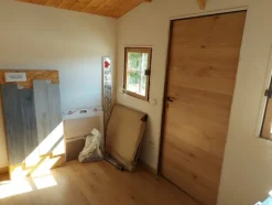 1#8044 Casette in legno e arredo da ufficio