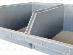 Cassette in plastica componibili e autoportanti
