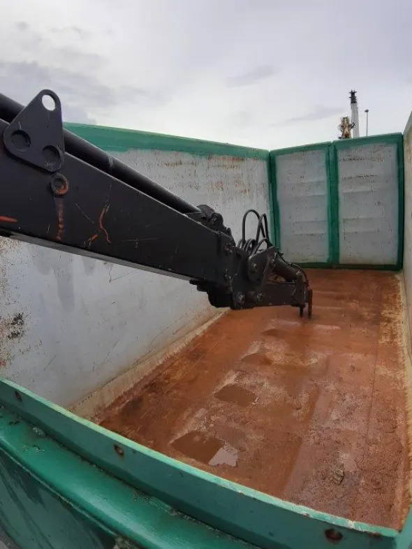 CASSONE SCARRABILE CON GRU MEC. C9071S2